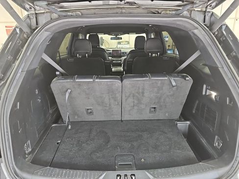 Certified 2020 Ford Explorer XLT w/ Equipment Group 202A AWD/4WD image 12