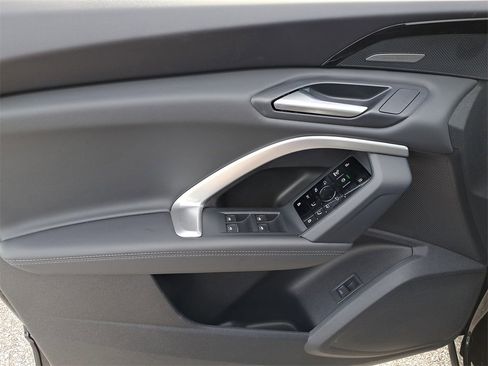 New 2025 Audi Q5 2.0T Premium Plus image 20