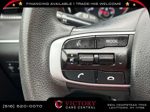 Used 2023 Kia K5 LXS image 26