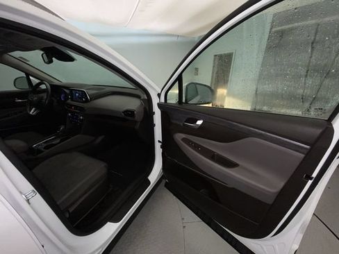 Used 2019 Hyundai Santa Fe SEL FWD image 23