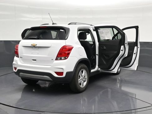 Used 2019 Chevrolet Trax LT FWD image 27