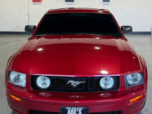 Used 2005 Ford Mustang GT RWD image 3