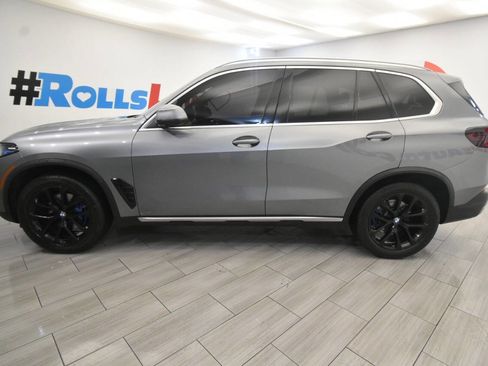 Used 2024 BMW X5 xDrive40i w/ Premium Package AWD/4WD image 2