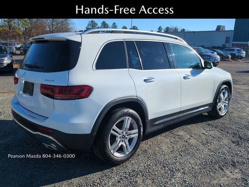 Used 2021 Mercedes-Benz GLB 250 4MATIC image 4