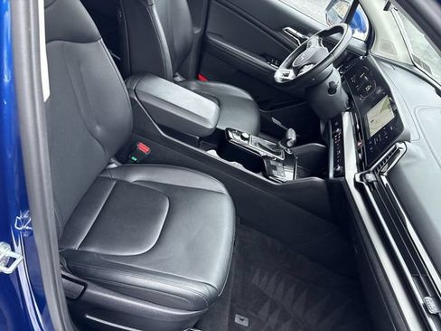 Used 2023 Kia Sportage EX FWD image 29