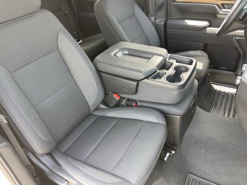 Certified 2026 GMC Sierra 1500 Elevation AWD/4WD image 11