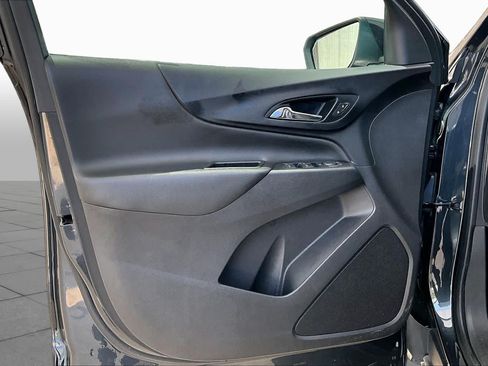 Used 2023 Chevrolet Equinox LT FWD image 21