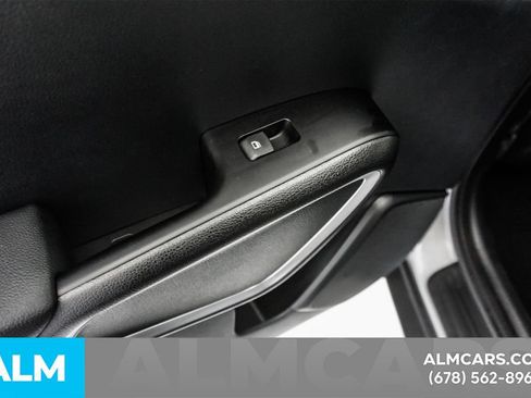 Used 2025 Kia Soul LX w/ LX Technology Package FWD image 43