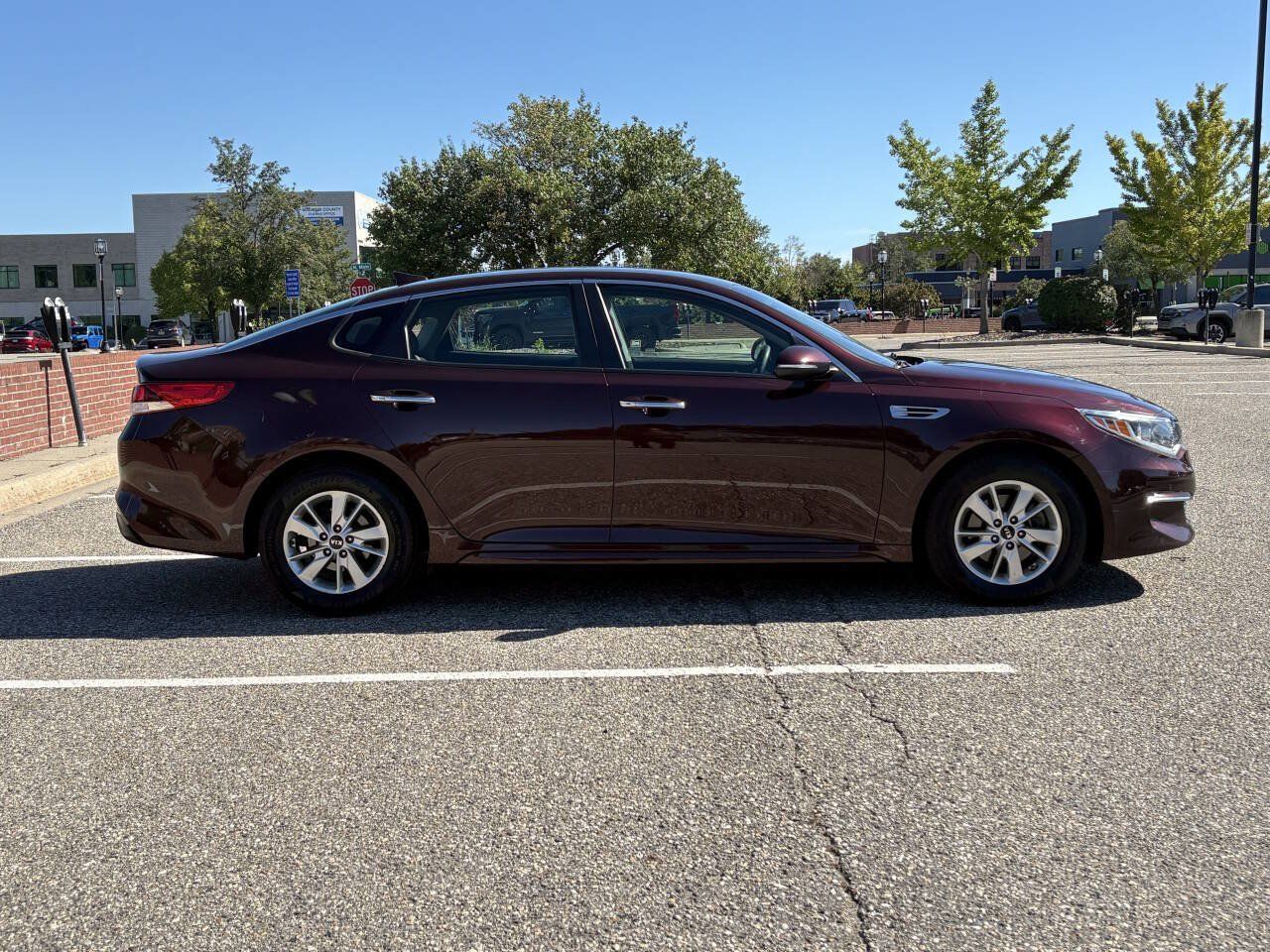 Used 2018 Kia Optima LX FWD image 39