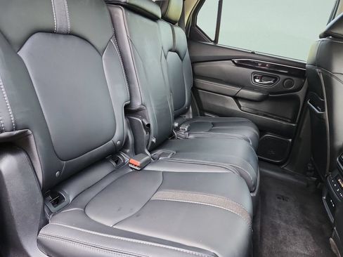 Certified 2024 Honda Pilot EX-L image 33