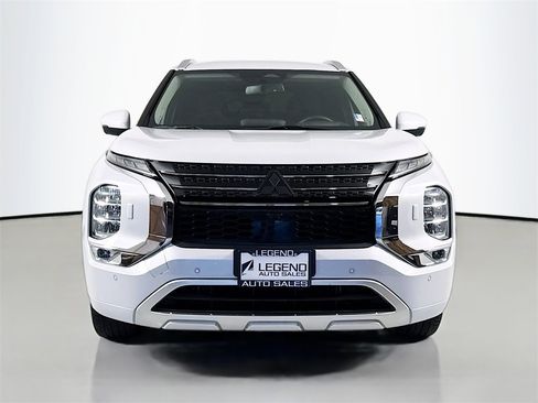 Used 2023 Mitsubishi Outlander SEL 40th Anniversary image 2