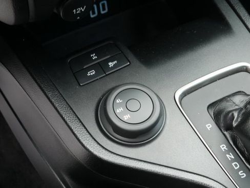 Used 2023 Ford Ranger Lariat w/ Trailer Tow Package image 22