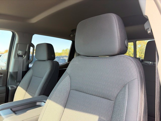 New 2026 GMC Sierra 1500 SLE w/ Preferred Package AWD/4WD image 17