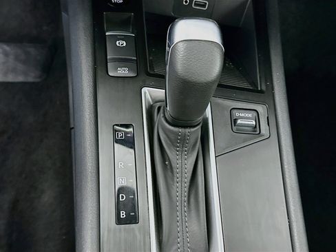 Used 2025 Nissan Kicks S FWD image 24