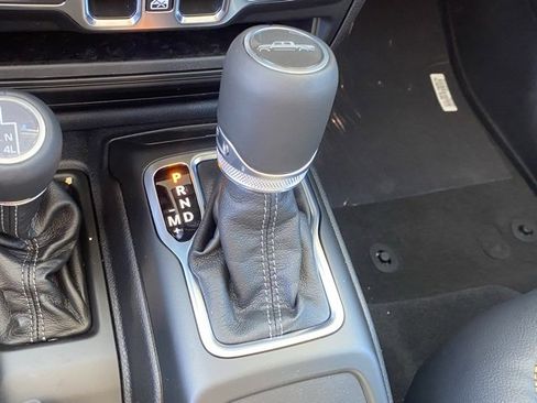 New 2025 Jeep Gladiator Sport image 24