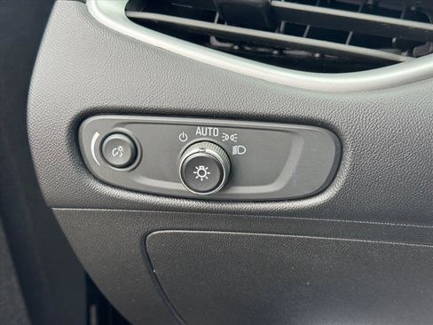 Used 2024 Chevrolet Malibu LT FWD image 20