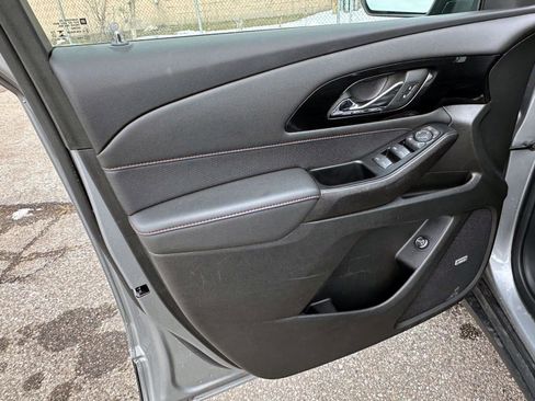 Certified 2023 Chevrolet Traverse RS w/ LPO, Floor Liner Package image 14