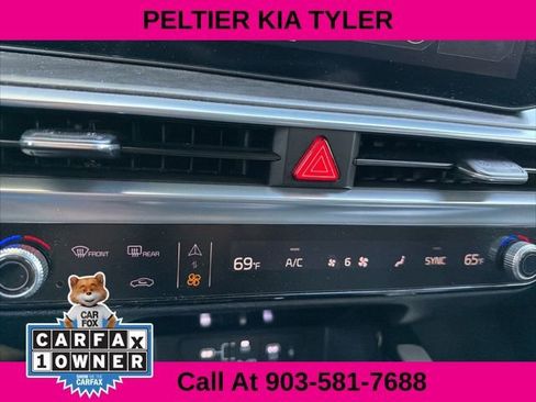 Used 2025 Kia Sorento SX image 21