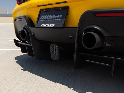 Used 2020 Ferrari 488 Pista Spider RWD image 40