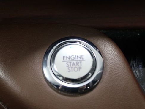 Used 2021 Lincoln Aviator Reserve w/ Equipment Group 201A AWD/4WD image 28