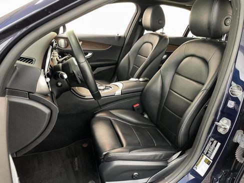 Used 2019 Mercedes-Benz C 300 4MATIC Sedan image 8