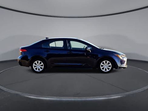 Used 2024 Toyota Corolla LE FWD image 9
