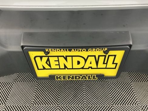 Used 2018 Jeep Wrangler Unlimited Sahara AWD/4WD image 29
