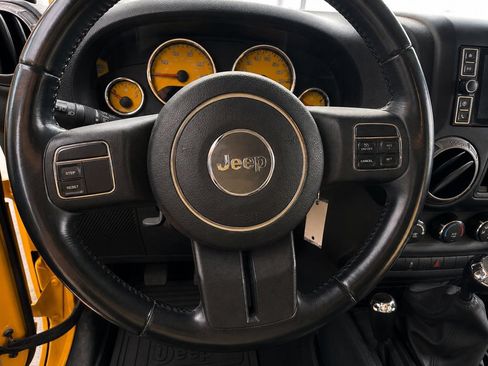 Used 2011 Jeep Wrangler Sport AWD/4WD image 7