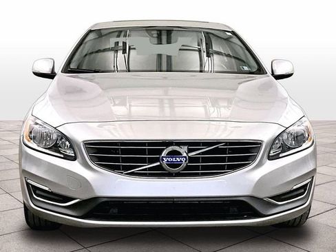 Used 2018 Volvo S60 T5 Inscription AWD/4WD image 3