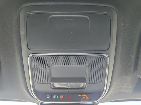 Used 2025 GMC Acadia Denali FWD image 26