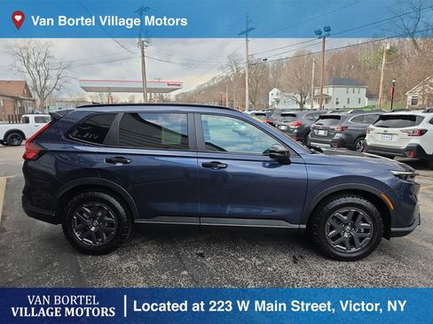 Used 2026 Honda CR-V TrailSport image 4