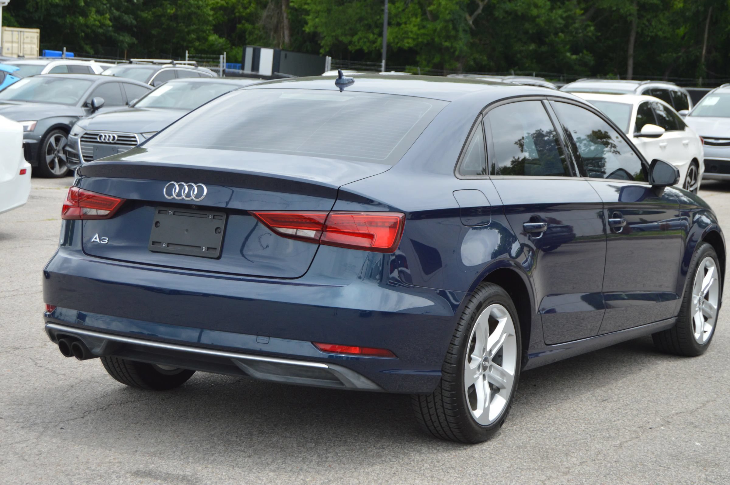 Used 2018 Audi A3 2.0T Premium FWD image 6