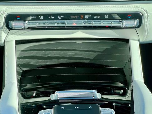 Certified 2024 Mercedes-Benz Maybach GLS 600 Maybach GLS 600 image 52