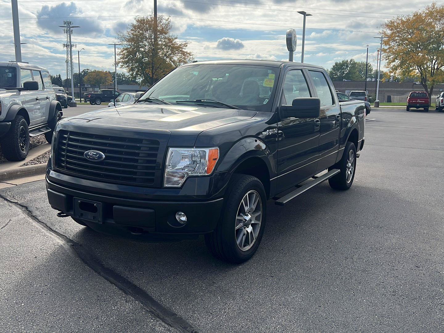 Used 2014 Ford F150 STX w/ Equipment Group 201A Mid AWD/4WD image 12