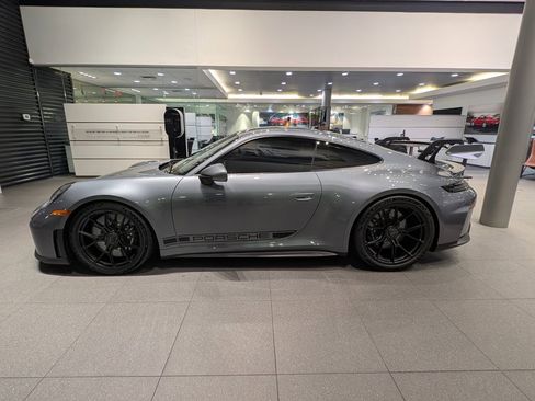 New 2026 Porsche 911 GT3 image 2