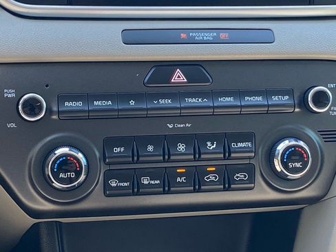 Used 2020 Kia Sportage LX w/ LX Popular Package image 10