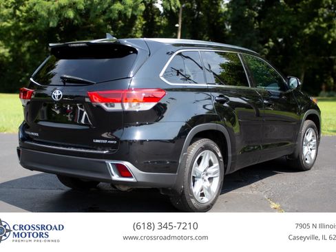 Used 2017 Toyota Highlander Limited w/ Protection Package #3 AWD/4WD image 5