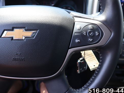 Used 2020 Chevrolet Colorado Z71 AWD/4WD image 19