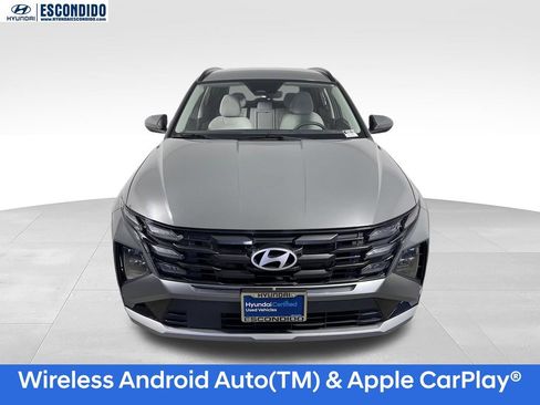 Certified 2025 Hyundai Tucson SEL FWD image 8