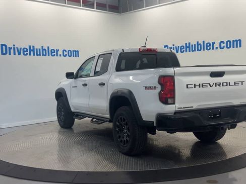 Used 2024 Chevrolet Colorado Trail Boss w/ Technology Package image 9
