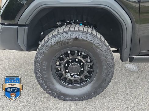 New 2026 GMC Sierra 2500 AT4X w/ AT4X AEV Edition AWD/4WD image 6