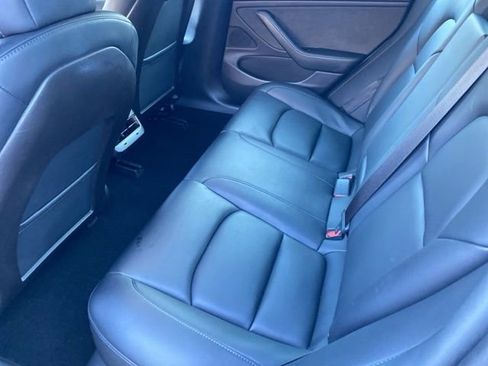 Used 2020 Tesla Model 3 Long Range image 19