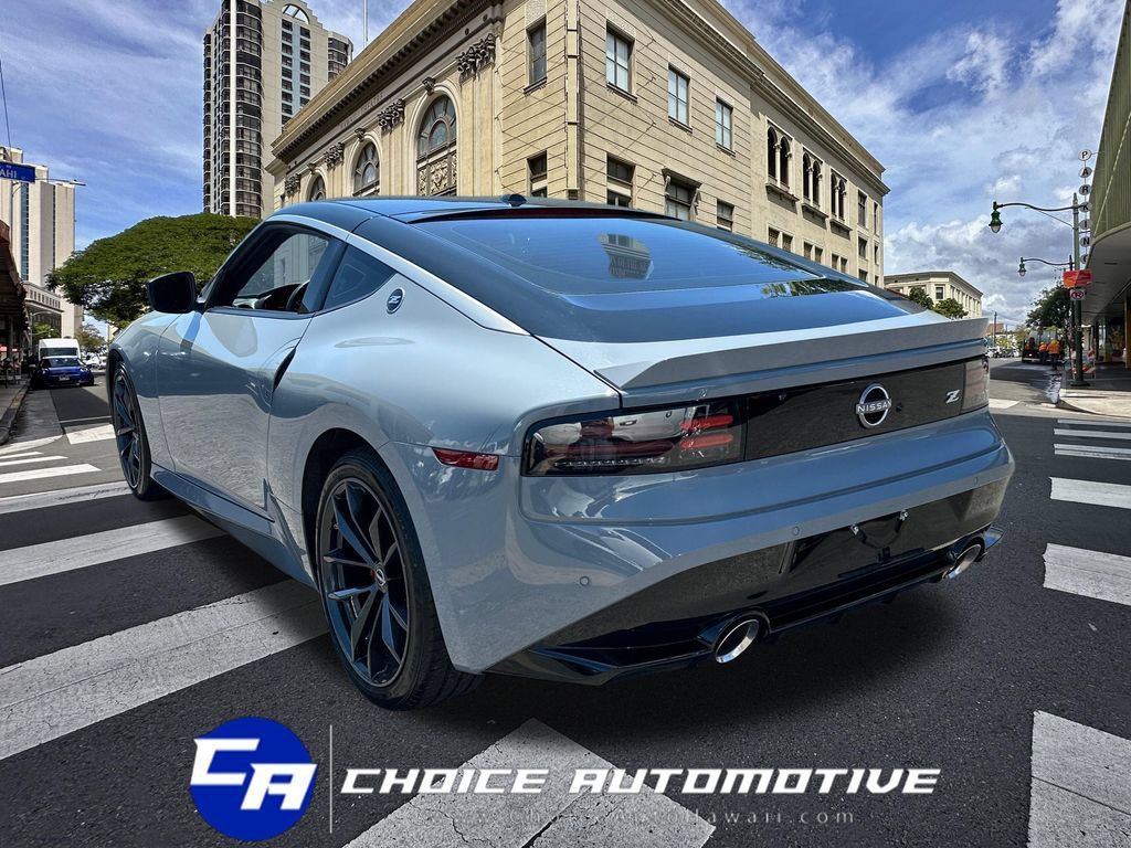 Used 2024 Nissan Z Performance w/ Floor Mat Package RWD image 5