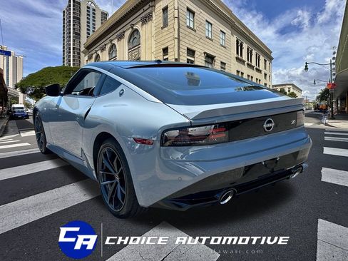 Used 2024 Nissan Z Performance w/ Floor Mat Package RWD image 5