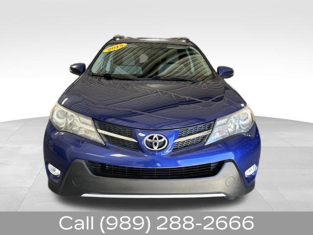 Used 2015 Toyota RAV4 XLE w/ Four Season Floor Mat Package AWD/4WD image 2