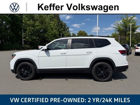 Certified 2023 Volkswagen Atlas SE w/ Black Wheel Package AWD/4WD image 2