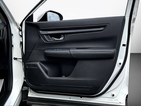 Used 2025 Honda CR-V EX image 29