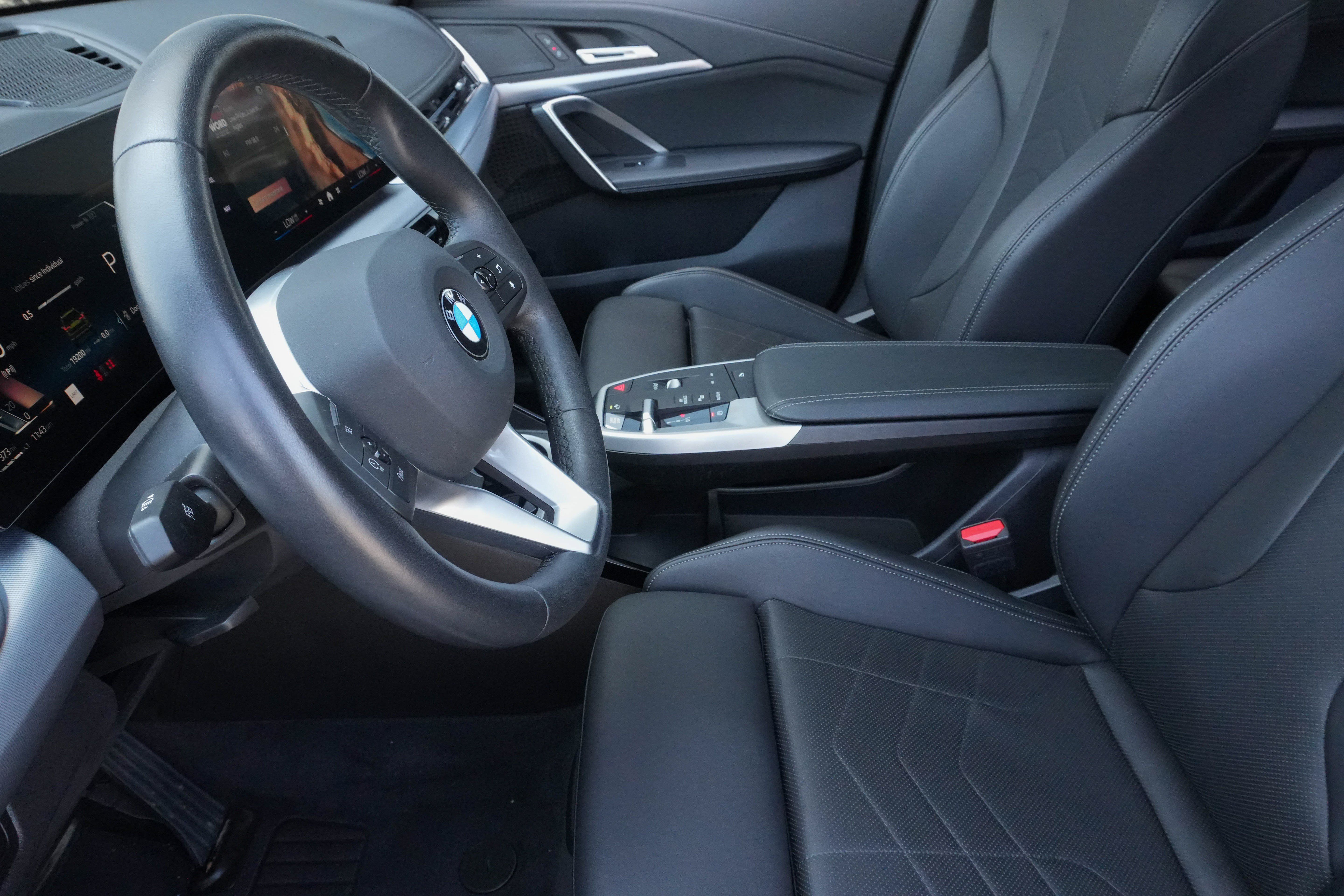Certified 2025 BMW X1 xDrive28i AWD/4WD image 12