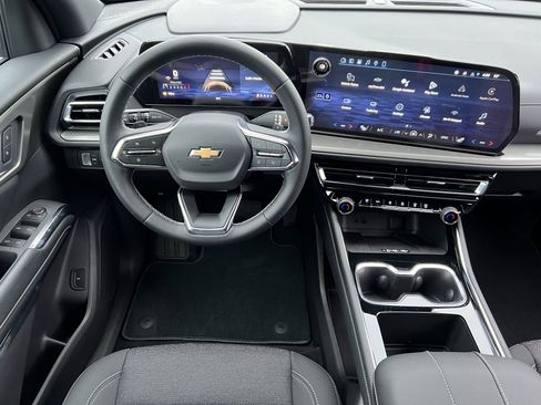 New 2026 Chevrolet Traverse LT w/ Sun and Wheel Package image 35