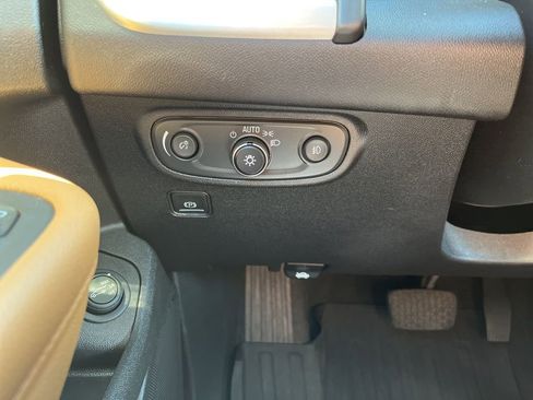 Used 2018 GMC Terrain SLT w/ Preferred Package image 62